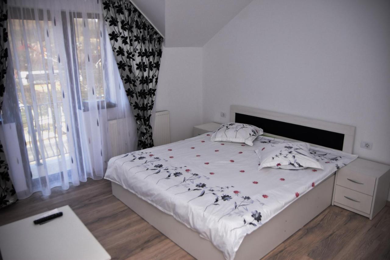 New House Otel Curtea de Argeş Dış mekan fotoğraf
