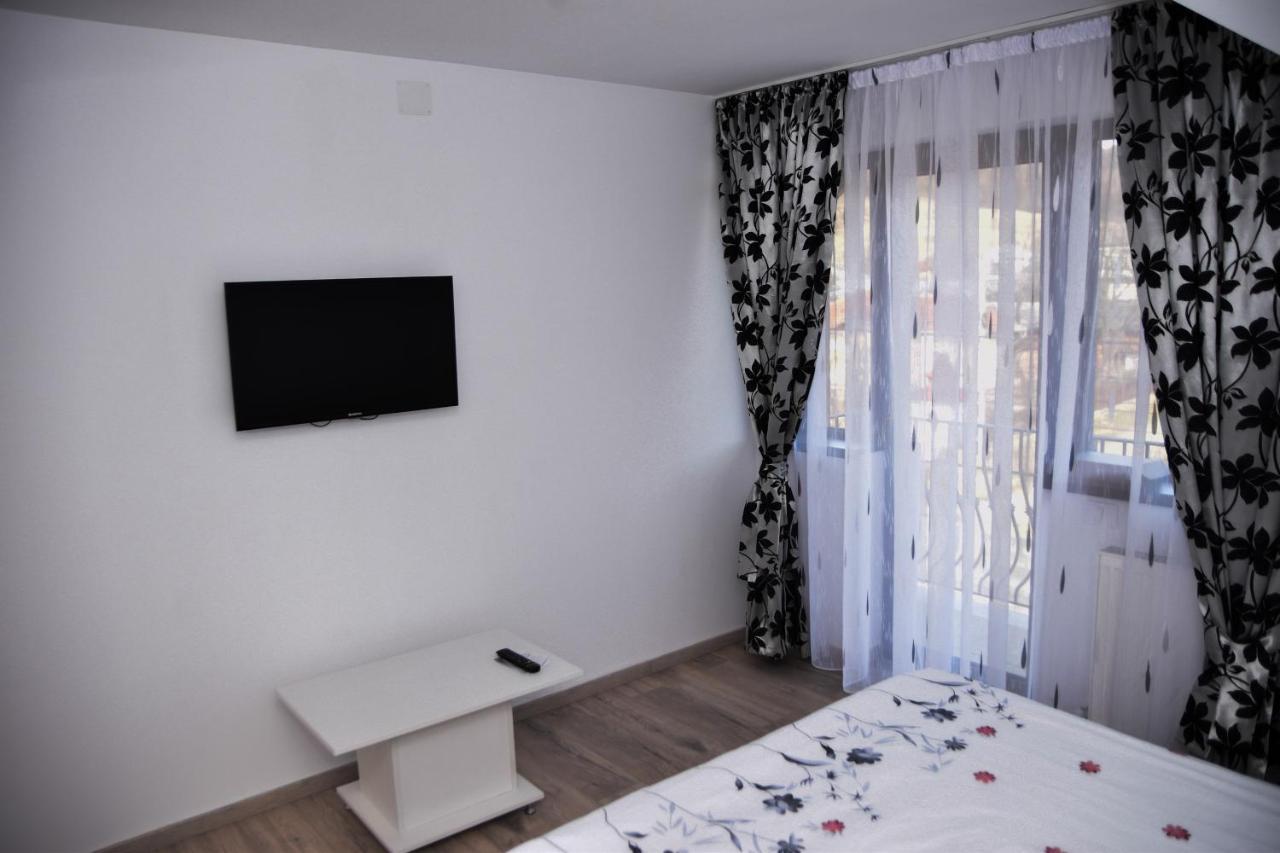 New House Otel Curtea de Argeş Dış mekan fotoğraf