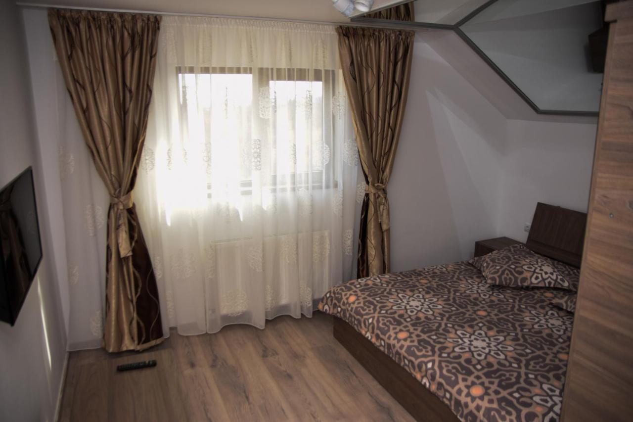 New House Otel Curtea de Argeş Dış mekan fotoğraf